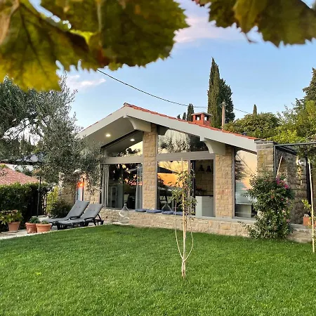 Solare アパート *